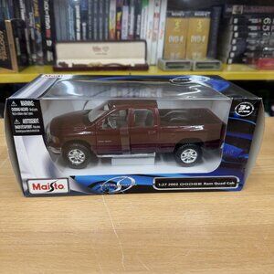 MAISTO Special Edition 1/27 Scale Diecast 2002 DODGE RAM Quad Cab